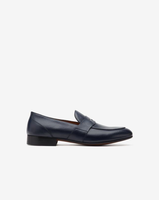 FDB6T418 ciemnoniebieski mężczyźni buty Corneliani mokasyny ze skóry cielęcej